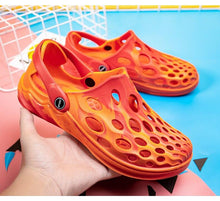 将图片加载到图库查看器，Men's Sandals Summer Hole Shoes Rubber Garden Shoes Black Beach Flat Sandals Beach Slippers Pool Water Sandals With Comfortable Arch Support Summer House Slippers Lightweight Sandals
