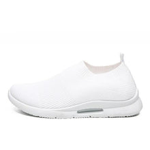 Load image into Gallery viewer, Mens Light Running Shoes Jogging Breathable Sneakers Slip Casual Couple Shoes Outdoor Walking Footwear Non-Slip Running Mesh Workout Casual Sports Shoes
