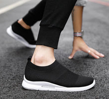Load image into Gallery viewer, Mens Light Running Shoes Jogging Breathable Sneakers Slip Casual Couple Shoes Outdoor Walking Footwear Non-Slip Running Mesh Workout Casual Sports Shoes
