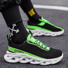 Load image into Gallery viewer, Mens Modern Sneakers Autumn Breathable Black Trendy Sneakers Men Walking Casual Light Sports Men's Running Sneakers Non Slip Athletic Tennis Sneakers
