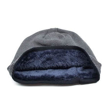 Load image into Gallery viewer, Men's Winter Warm Hat
