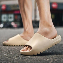 Load image into Gallery viewer, Modern Thick Soft Slippers Classic Non-slip Flip Flops Spa Slippers Indoor Outdoor Summer Unisex Flip Flops
