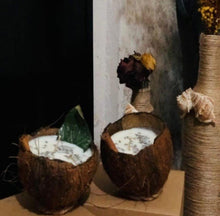 Load image into Gallery viewer, Natural Coconut Shell Decorative Scented Candle Wood Wicked Coconut Scented Candle Natural Coconut Shell  Eco Friendly Ideal for Home and Beach Décor Aromatherapy Candle
