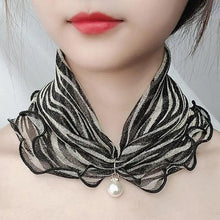 将图片加载到图库查看器，Neck Collars Fashion Scarves for Women And Girls Print Satin Silk Scarf Female Bandana Head Bib Scarfs For Ladies
