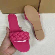 Load image into Gallery viewer, New 2021 Summer Sandals Flat Bottom Fashion Women Slides Sandals slipper -  Outdoor designer shoes for women
