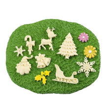 Load image into Gallery viewer, New Christmas Silicone Mold Decoration Tools Santa Christmas Tree Cake Decoration Tool Chocolate Candy Cookies Mold Christmas Silicone Molds Christmas Theme Silicone Baking Molds
