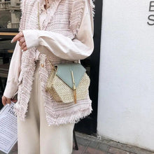 将图片加载到图库查看器，New Famous Mulit Style Straw+leather Handba For Women And Girls  New Fashion Summer Bag Handmade Woven Beach Circle Shoulder Bag
