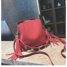将图片加载到图库查看器，New Fashionable Scrub Women Bucket Bag Vintage Tassel Messenger Bag High Quality Shoulder Bag Simple Crossbody Bag For Females
