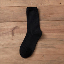 Load image into Gallery viewer, New Loose Solid Colors High School Girls Cute Socks Needles Knitting Cotton Scrunch Socks For Women
