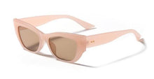 Load image into Gallery viewer, New Luxury Cat Eye Sunglasses For Women Eyewear For  Women/Men Stylish Pink Sun Glasses For  Women Beautiful Design Sunglasses UV400 Protection Lenses Ladies Fashion Retro Sun Glasses
