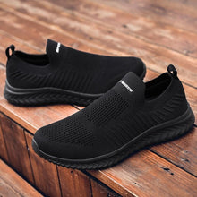 Load image into Gallery viewer, New Men Sneakers Light Fashion Casual Shoes Slip-On Comfortable Women Pink Couple Shoes Outdoor Walking Footwear Non-Slip Running Climbing Shoes Sneakers
