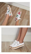将图片加载到图库查看器，New Popular Womens Shoes Colorful Beautiful Flower Printing Shoes Lace-up Flat Women's Casual Womens Sneakers High-Quality Women's White Sports Casual Couple Shoes Summer Trainers Walking Sneakers
