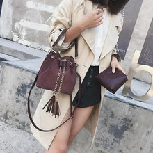 将图片加载到图库查看器，New Sizzling Mini Crossbody Handbags Cute Bucket Bag Organizer Small Tassel PU Leather Womens Shoulder Messenger Bags
