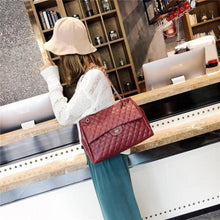 Load image into Gallery viewer, Women Pu Leather Shoulder Bag Fashionable Designer Luxury Female Large Capacity Crossbody Bag
