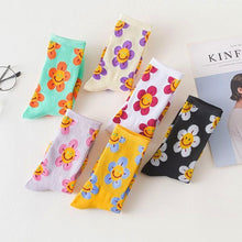 将图片加载到图库查看器，New Style Cartoon Flower Women Socks Kawaii Socks Breathable Spring Autumn Casual Socks Beautiful Girls Socks For Women
