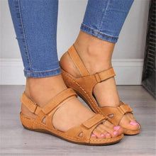将图片加载到图库查看器，New Women Sandals Soft  Comfortable Flat Sandals Open Toe Beach Shoes Comfortable Flat Sandals Beach Travel Slipper Flip Flops Shoes Slipper Party Sandal Women Slip On Shoes
