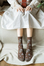Load image into Gallery viewer, News Fashion Floral Print Women's Socks Harajuku Vintage Streetwear Crew Socks Kawaii Cute Cotton Long Sock Winter Warm Socks For Men And Women
