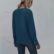 将图片加载到图库查看器，Notched Neck Pleated Decoration Blouse
