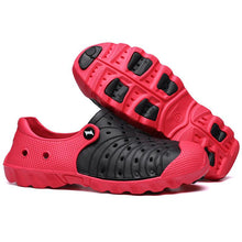 将图片加载到图库查看器，Outdoor Men Sandals Summer Hole Shoes Rubber Clogs Men Garden Shoes Black Beach Sandals Slippers Breathable Lightweight Sandals Unisex Beach Quick Drying Sandals Couple Outdoor Slippers
