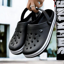 将图片加载到图库查看器，Outdoor Mens Sandals Clogs Summer Hole Shoes Rubber Men's Garden Shoes Black Beach Flat Sandals Slippers Work Summer Breathable Lightweight Quick Drying Sandals
