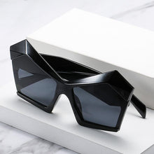 Load image into Gallery viewer, Oversized Square Cateye Polarized Sunglasses Big Trendy Style Fashionable Personality Big Frame Sunglasses New Fashionable &amp; Popular Street Style Sunglasses For Women
