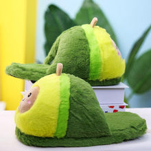 将图片加载到图库查看器，Plush Avocado Slippers Fruit Toys Cute Warm Winter Shoes Women Indoor Household Slippers With Fuzzy Plush Faux Fur Comfy Memory Foam Slip On House Shoes

