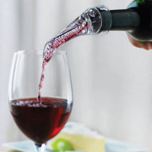 Load image into Gallery viewer, Premium Liquid Aerator Pourer And Decanter Spout
