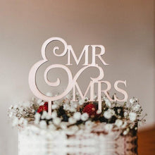 将图片加载到图库查看器，1Pcs Hollow Letter Love Just Married Mr &amp; Mrs Cake Topper Mr and Mrs Cake Toppers Wooden Wedding Cake Topper Party Cake Decoration Mr And Mrs Cake Topper Bride and Groom Wooden Wedding Cake Topper For Wedding Party Supplies
