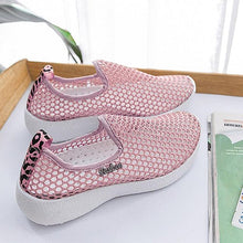 将图片加载到图库查看器，Sport Mesh Breathable Women Shoes Fashion Sports Soft Comfortable Women Shoes Fashion Slip-On Sports Shoes Soft Sole Breathable Comfortable Running Walking Shoes
