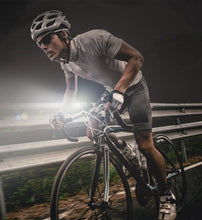 将图片加载到图库查看器，3 IN 1 Bike Bicycle Light Set USB LED Waterproof Super Bright Zoom Headlight Super Bright 3 Light Modes Bicycle Light Set Flashlight Easy Installs In Seconds Fits All Bicycles Powerful Bright Light 8000 Lumen
