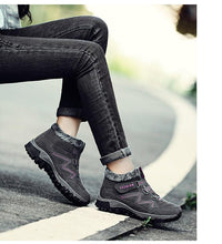 将图片加载到图库查看器，Winter Elegant Unisex Boots With Fur Warm Leather Snow Boots Winter Work Casual Shoes High Top Rubber Ankle Boots Leather Platform Fashion Luxury Boots Non-Slip Hiking Boots
