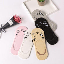 Load image into Gallery viewer, 5 Pairs/Lot Cute Harajuku Animal Women Socks Set Funny Spring Cat Dog Rabbit Panda Low Cut Short Sock Happy
