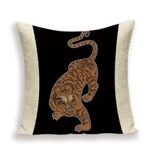 将图片加载到图库查看器，Tiger Cushion Case Autumn Jungle Home Decor Pillows Cases Leopard Printed Animal Throw Pillow Covers Decorative Pillowcase Soft Cushion Covers For Bedroom Sofa Bed Linen Pillow Covers 45X45CM
