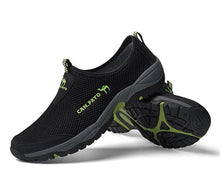 将图片加载到图库查看器，Summer Mesh Beach Men Shoes  Lightweight Breathable Walking Footwear New Slip-On Comfortable Outdoor Walking Footwear Non-Slip Running Climbing Shoes Sneakers Lightweight Breathable Walking Shoes
