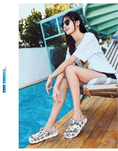 将图片加载到图库查看器，Men Causal Summer Sandals Garden Clogs Soft Memory Hospital Shoes Men Slip On Beach Water Sandals Anti-Skid Water Shoes Summer Garden Camouflage Men Walking Clogs

