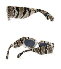 将图片加载到图库查看器，Oversized Square Sunglasses Classic Square Sunglasses For Men &amp; Women Sun Glasses In Snake Pattern For Traveling Shades Female
