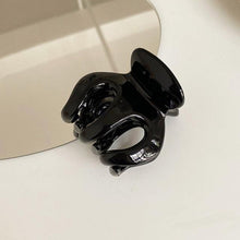 Load image into Gallery viewer, Sweet Flower Shape Hair Clips for Women Girls Hair Claw Chic Barrettes Claw Crab Hairpins Styling Bohemia Hair Jaw Clamps Medium Thick Hair Women
