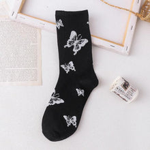 Load image into Gallery viewer, New Fashion Kawaii Cute Smilies Patterned Socks Pure Cotton Cartoon Pattern Hip Hop Style Breathable Mid Tube Socks Skateboard Socks Soft Long Sock for Men And Women

