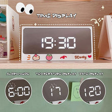 将图片加载到图库查看器，Digital Clock Table Clock Snooze Alarm Cute Silent Mirror Clock Student Desktop Mirror Surface LED Alarm Clock with USB Charger 12/24H Easy Snooze Function Adjustable Brightness Alarm Clocks for Bedroom LED Clock Electronic Clock for Children
