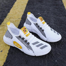 Load image into Gallery viewer, Men's Lightweight Running Shoes New Summer Comfortable And Breathable Sports Outdoor Fashion Sneakers Slip On Lightweight Athletic Fashion Casual Breathable Shoes For Walking Running Jogging
