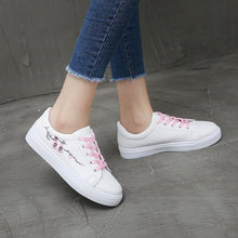 将图片加载到图库查看器，Spring Fashion Breathble Women Sneakers Leather Platform Shoes Women Lace Up Casual Shoes White Fashion Sneakers White PU Leather Platform Sneaker For Women Lace Up Walking Sneakers
