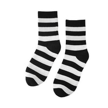 将图片加载到图库查看器，Black And White Embroidery Female Tide Socks Shallow Mouth Summer Cartoon Cow Cute Fashion Boat Socks Unisex Men And Women Cotton Ankle Socks

