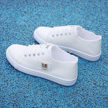 Load image into Gallery viewer, Women Casual New Spring Sneakers Fashion Embroidered White Sneakers Breathable Flower Lace-Up Leather Casual Sports Flat Low Top Sneaker
