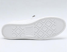 将图片加载到图库查看器，Women's White Casual Sneakers Spring  Summer Breathable Flats Solid Color Mesh Shoes Fashion White Flat Sneakers Women Workout Tennis Walking Gym Fashion Sneakers
