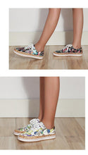 将图片加载到图库查看器，New Popular Womens Shoes Colorful Beautiful Flower Printing Shoes Lace-up Flat Women's Casual Womens Sneakers High-Quality Women's White Sports Casual Couple Shoes Summer Trainers Walking Sneakers
