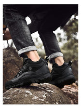 Load image into Gallery viewer, Men's Shoes Sports Outdoor Hiking Shoes Training Men's Boots Waterproof Outdoor Snow Durable Boots Winter Tactical Workout Shoes For Camping Walking
