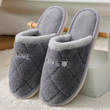 Load image into Gallery viewer, Women Winter Warm Fur Slippers Mens House Shoes Comfort Flat Heel Home Indoor Bedroom Warm Soft Cozy Fleece Lining House Slippers Memory Foam Slippers Winter Bedroom Shoes
