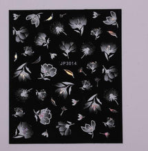 将图片加载到图库查看器，Gold Christmas Snowflake 3D Nail Stickers Sparkly Iridescent Silver Xmas Tree Elk Deer Transfer Sliders Winter Nails Accessories Design Decor Tip Transfer Nail Decals Sticker For Pretty Girl Self-Adhesive Nail Decals Designer Nail Stickers
