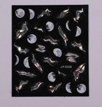 将图片加载到图库查看器，Gold Christmas Snowflake 3D Nail Stickers Sparkly Iridescent Silver Xmas Tree Elk Deer Transfer Sliders Winter Nails Accessories Design Decor Tip Transfer Nail Decals Sticker For Pretty Girl Self-Adhesive Nail Decals Designer Nail Stickers

