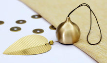 将图片加载到图库查看器，Pure Copper Wind Chimes Ornaments Exquisite Hanging Harmony Bells Garden Rustic Relaxing Tranquil Wind Chimes Japanese Home Balcony Bedroom Wind Chimes Car Pendant Birthday Gift Supplies
